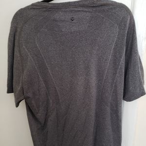 Gray Lululemon Mens Tshirt! Sz XL